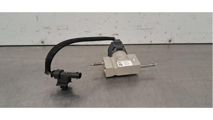 Valve d'expansion clim Peugeot 308 Valve d'expansion clim Peugeot 308