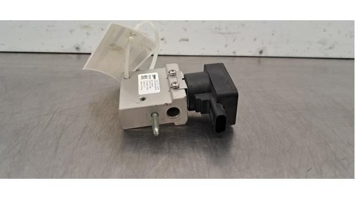 Valve d'expansion clim Peugeot 308 Valve d'expansion clim Peugeot 308