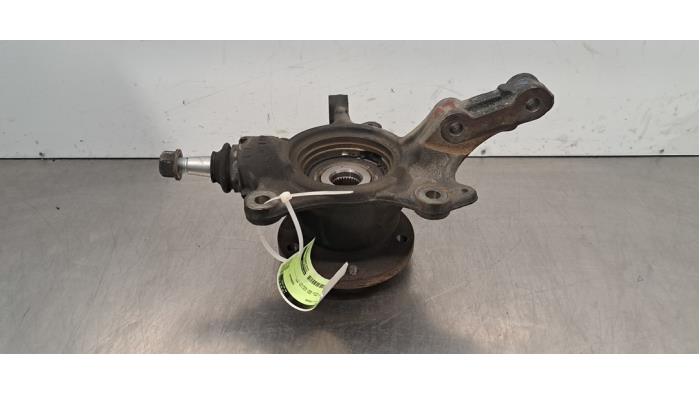 Fusee links-voor Nissan Interstar Fusee links-voor Nissan Interstar