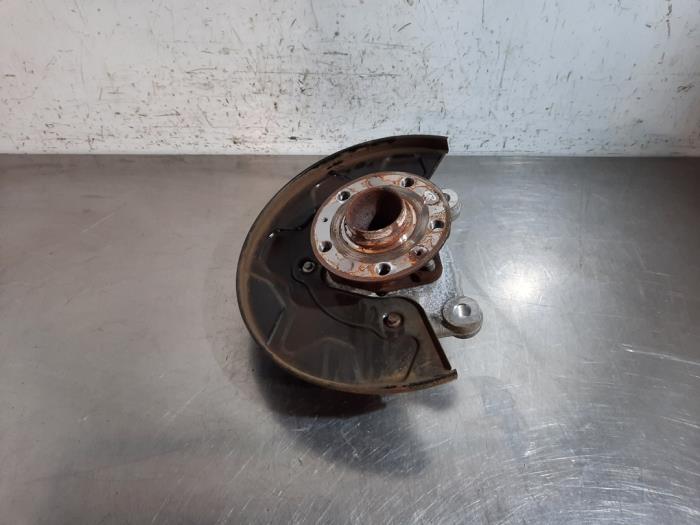 Fusee links-voor MG 4 Fusee links-voor MG 4