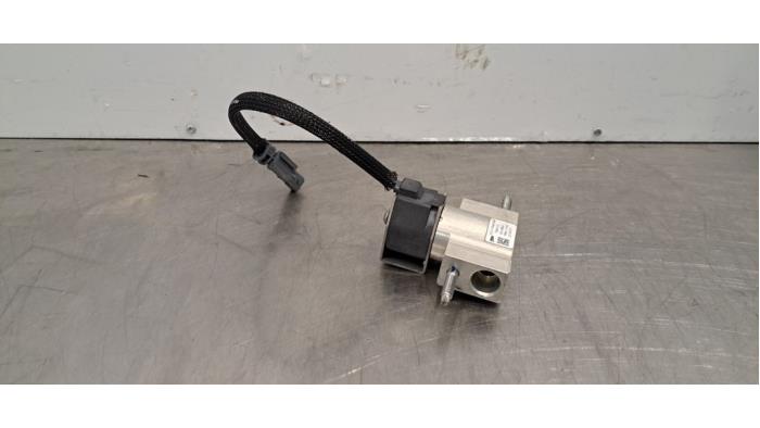 Valve d'expansion clim Peugeot 308 Valve d'expansion clim Peugeot 308