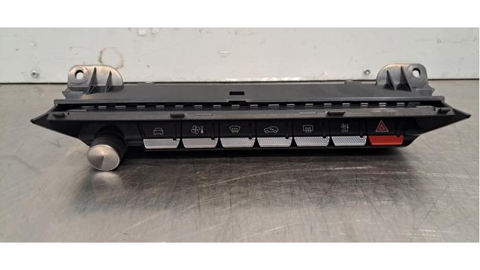 Panneau de commande clim Peugeot 308 Panneau de commande clim Peugeot 308