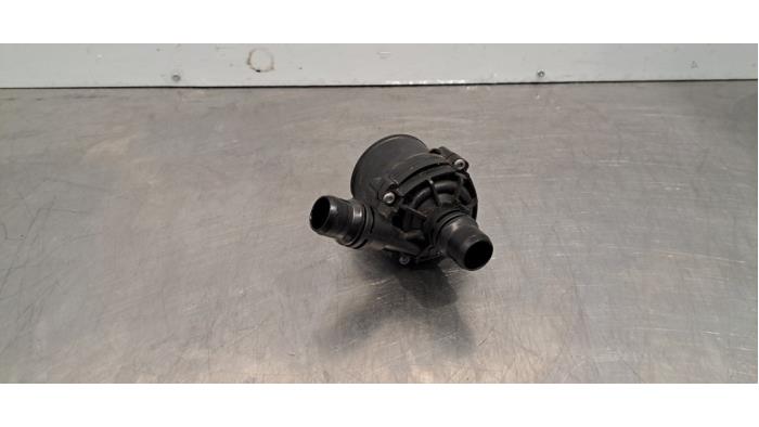 Pompe à eau supplémentaire Peugeot 308 Pompe à eau supplémentaire Peugeot 308
