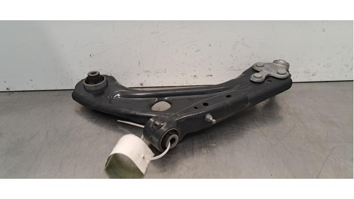 Bras de suspension avant droit Peugeot 308 Bras de suspension avant droit Peugeot 308