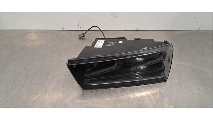 Feu arrière droit Peugeot 508 Feu arrière droit Peugeot 508