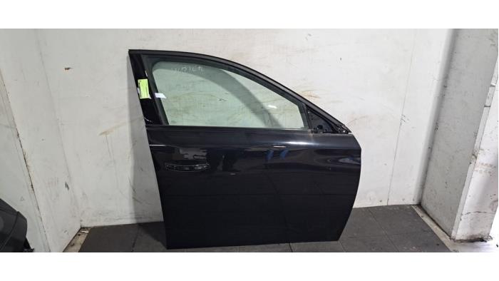 Portière 4portes avant droite Peugeot 308 Portière 4portes avant droite Peugeot 308