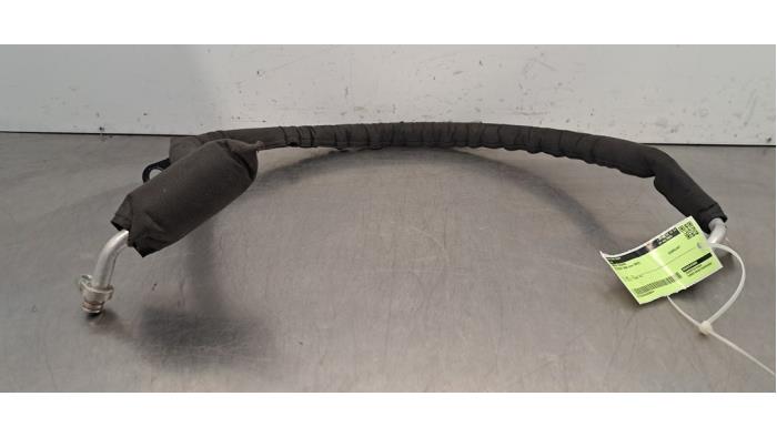 Tuyau clim Peugeot 308 Tuyau clim Peugeot 308