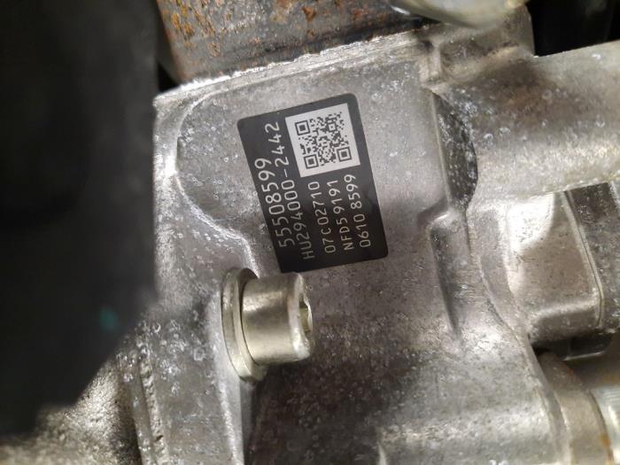 Motor van een Opel Insignia Sports Tourer 1.6 CDTI 16V 110 2019