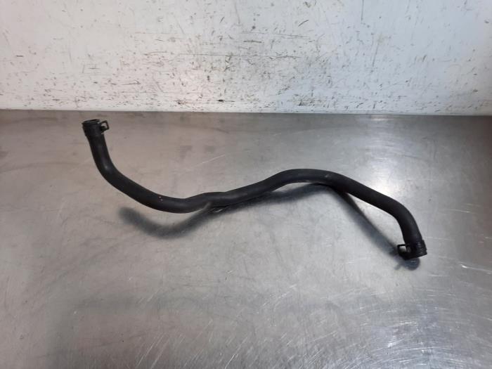 Tuyau (divers) MG 4 Tuyau (divers) MG 4