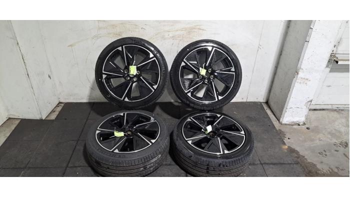 Kit jantes + pneumatiques Peugeot 308 Kit jantes + pneumatiques Peugeot 308