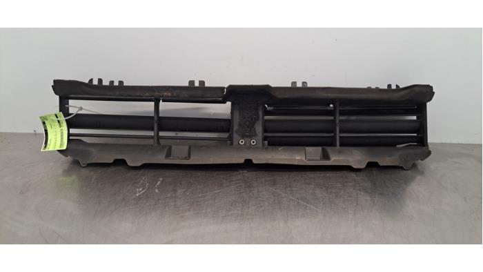 Luchtgeleider BMW 3-Serie Luchtgeleider BMW 3-Serie