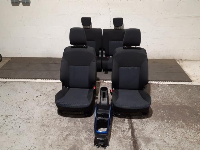 Kit revêtement (complet) Suzuki Ignis Kit revêtement (complet) Suzuki Ignis