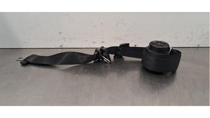 Ceinture de sécurité arrière gauche Mercedes Sprinter Ceinture de sécurité arrière gauche Mercedes Sprinter