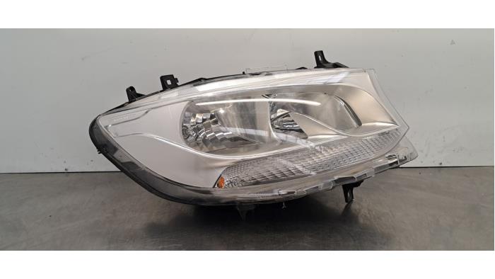 Phare droit Mercedes Sprinter Phare droit Mercedes Sprinter