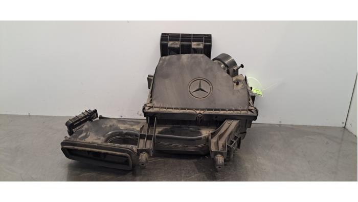 Luchtfilterhuis Mercedes Sprinter Luchtfilterhuis Mercedes Sprinter