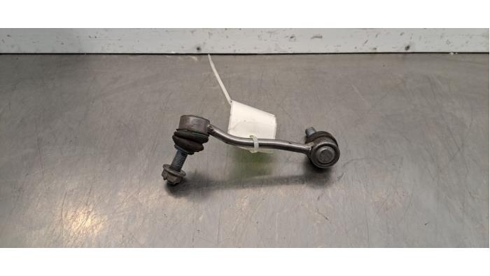 Guide barre stabilisatrice Mercedes Sprinter Guide barre stabilisatrice Mercedes Sprinter