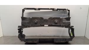 Gebruikte Luchtgeleider BMW 3 serie Touring (G21) 318i 2.0 TwinPower Turbo 16V Prijs € 66,55 Inclusief btw aangeboden door Autohandel Didier