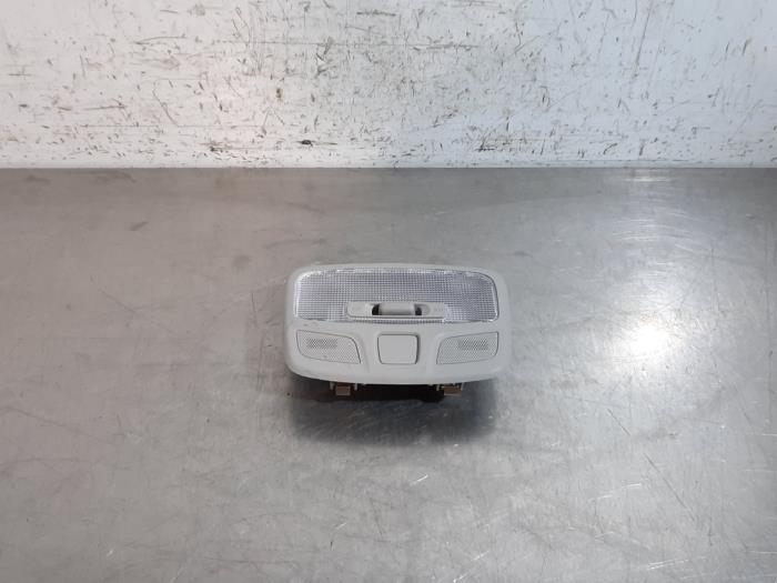 Oswietlenie wewnetrzne przód Suzuki Ignis