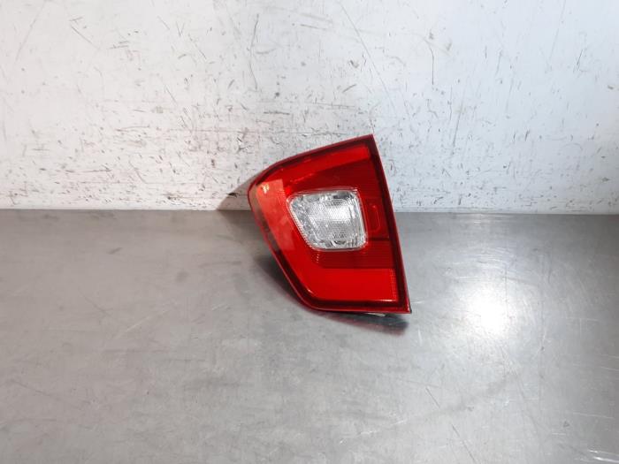 Farolim traseiro direito Suzuki Ignis