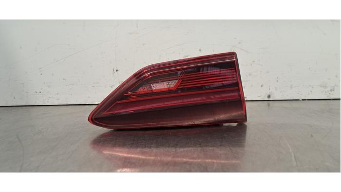 Feu arrière gauche Volkswagen Polo Feu arrière gauche Volkswagen Polo