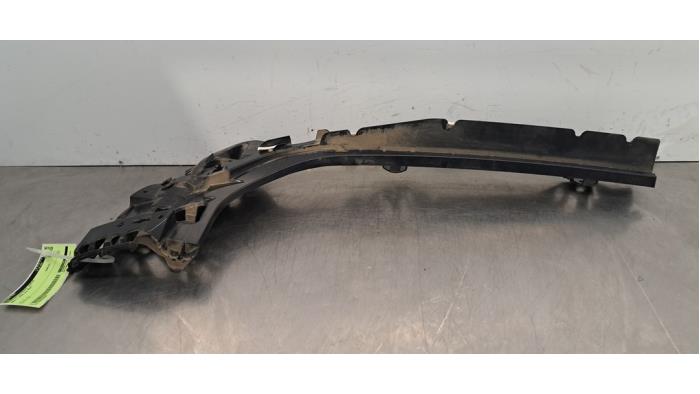 Support pare-chocs arrière droit BMW 3-Série Support pare-chocs arrière droit BMW 3-Série