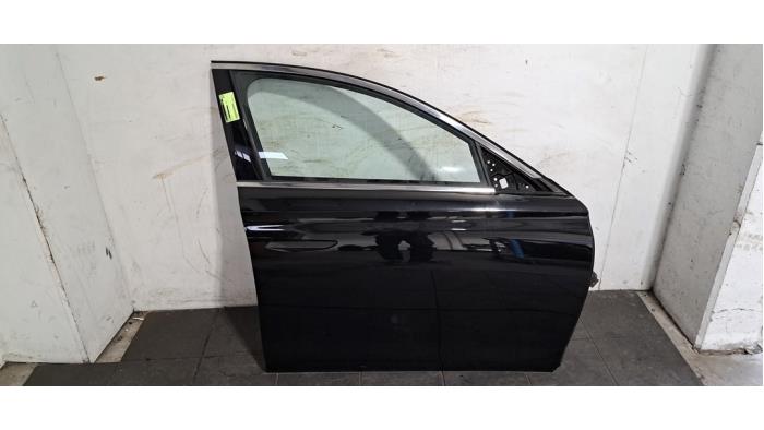 Portière 4portes avant droite