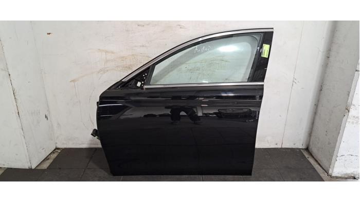 Portière 4portes avant gauche