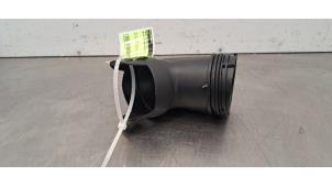 Gebruikte Luchtinlaat slang DS Automobiles DS9 1.6 16V PureTech 225 Prijs € 18,15 Inclusief btw aangeboden door Autohandel Didier