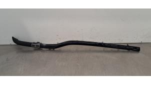 Gebruikte Dashboard sierlijst Seat Alhambra (7N) 1.4 TSI 16V Prijs € 42,35 Inclusief btw aangeboden door Autohandel Didier