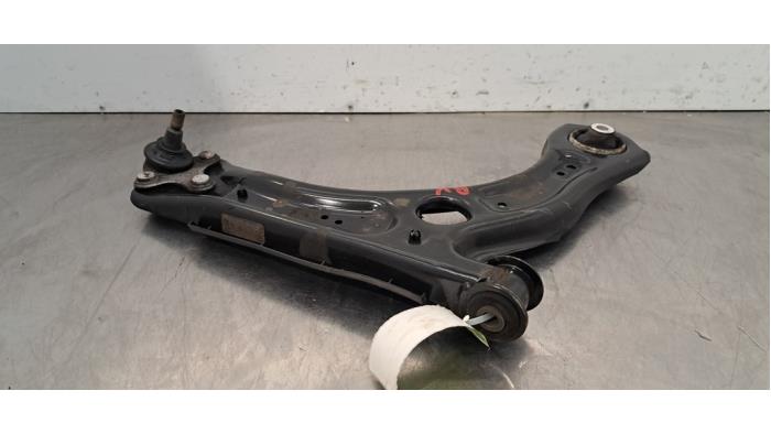 Draagarm rechts-voor Volkswagen Polo Draagarm rechts-voor Volkswagen Polo