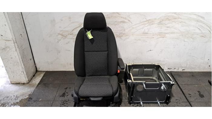 Stoel rechts Mercedes Sprinter