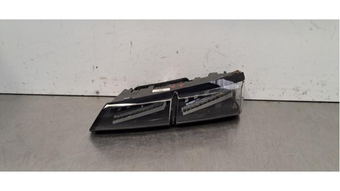 Farolim traseiro direito Peugeot 308