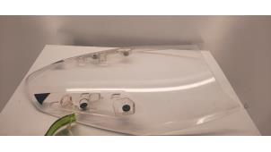 Gebruikte Windscherm Sym Diversen Prijs € 102,85 Inclusief btw aangeboden door Autohandel Didier