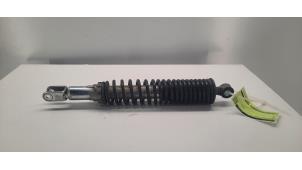 Gebruikte Schokdemper rechts-achter Sym Diversen Prijs € 66,55 Inclusief btw aangeboden door Autohandel Didier