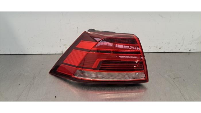 Лівий задній ліхтар Volkswagen Golf