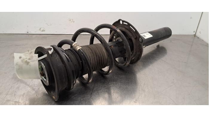 Amortisseur avant droit Audi Q3