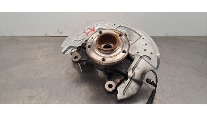 Knuckle, front left Peugeot 408