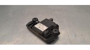 Gebruikte Radar sensor Landrover Range Rover Velar (LY) 2.0 D180 AWD Prijs € 266,20 Inclusief btw aangeboden door Autohandel Didier