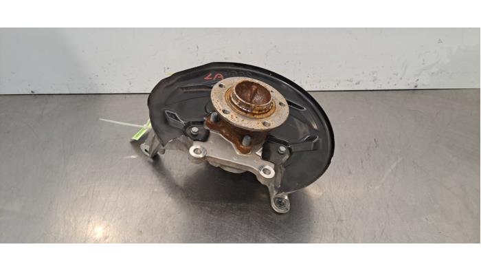 Fusee links-achter Peugeot 408