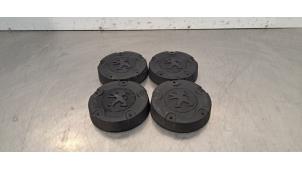 Gebruikte Wieldop set Peugeot Partner (EA//EF/EN/EU) 1.5 BlueHDi 100 Prijs € 30,25 Inclusief btw aangeboden door Autohandel Didier