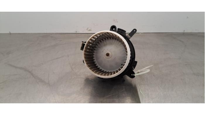 Kachel Ventilatiemotor Peugeot Expert