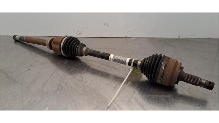 Dešinysis priekinis varantysis velenas Peugeot 208