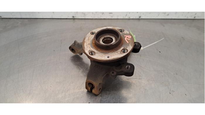 Fusee rechts-voor Peugeot 208