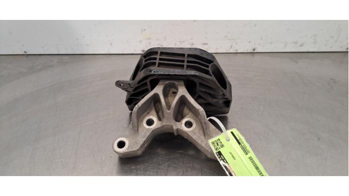 Motorsteun Peugeot 208