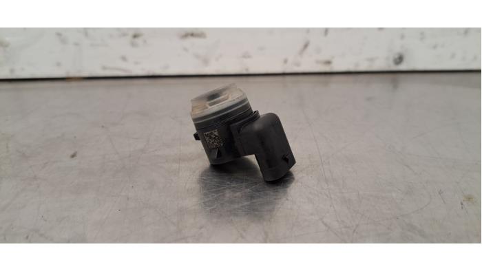 Czujnik parkowania Peugeot 208