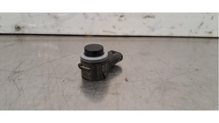 Czujnik parkowania Peugeot 208