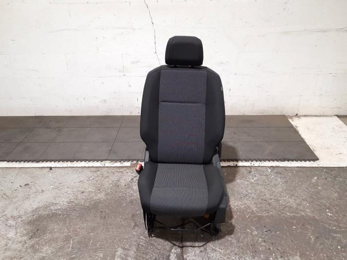 Stoel links Citroen Berlingo