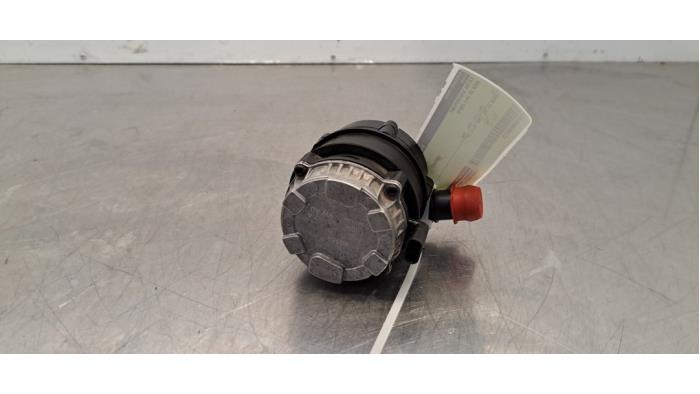 Extra waterpomp Audi A3