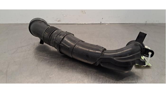 Всмоктувальний шланг Повітря Peugeot 208