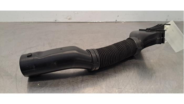 Всмоктувальний шланг Повітря Peugeot 208